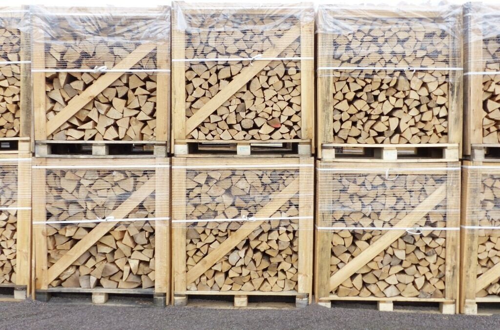 gruenwaren-jakubik-brennholz-buche-trocken-1-m3-palette gruenwaren jakubik Brennholz Buche trocken 1 m³ Palette – Bild 1